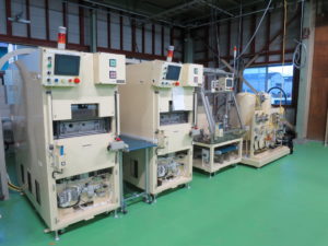 全自動ヘリウムリーク検査機